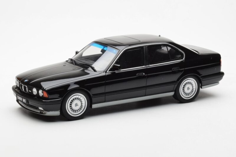BMW M5 E34 Schwarz Otto 1:18