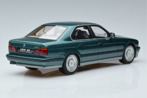 BMW M5 E34 Cecotto Edition Grün Otto 1:18 OT968 Resin – Bild 2 von 6