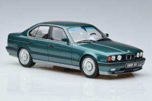BMW M5 E34 Cecotto Edition Grün Otto 1:18 OT968 Resin – Bild 4 von 6