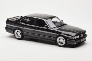 BMW M5 E34 Hartge H5 V12 Diamond Schwarz Metallic Otto 1:18 OT362 Resin – Bild 4 von 6