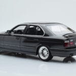 BMW M5 E34 Hartge Schwarz Otto 1:18 - image 4 of 6