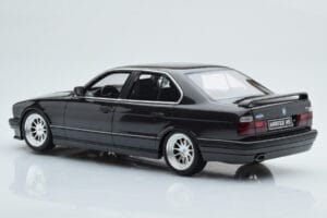 BMW M5 E34 Hartge Schwarz Otto 1:18 OT362B Resin – Bild 4 von 6