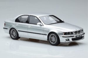 BMW M5 E39 Silber Otto 1:18 OT747B Resin – Bild 4 von 7