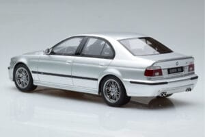 BMW M5 E39 Silber Otto 1:18 OT747B Resin – Bild 5 von 7