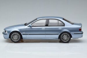 BMW M5 E39 Silverwater Blau Otto 1:18 OT554 Resin – Bild 3 von 6