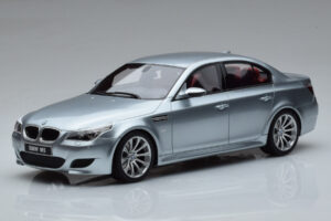 BMW M5 E60 Silber Otto 1:18