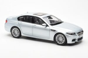 BMW M5 F10 Silverstone Silber Paragon 1:18 80432186353 Metall – Bild 6 von 8