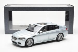 BMW M5 F10 Silverstone Silber Paragon 1:18 80432186353 Metall – Bild 8 von 8