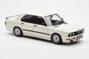 BMW M535i E28 Alpine Weiss AUTOart 1:18 75161 Metall – Bild 6 von 10
