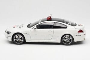 BMW M6 E63 MotoGP Safety Car 2006 Kyosho 1:18 08707GPB Metall – Bild 4 von 8