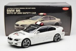 BMW M6 E63 MotoGP Safety Car 2006 Kyosho 1:18 08707GPB Metall – Bild 8 von 8