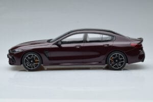BMW M8 F93 Competition Gran Coupé Amethyst Metallic GT Spirit 1:18 GT285 Resin – Bild 3 von 6