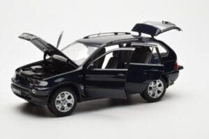BMW X5 4.4i E53 Dunkel Blau Kyosho 1:18 08521DB Metall – Bild 2 von 8