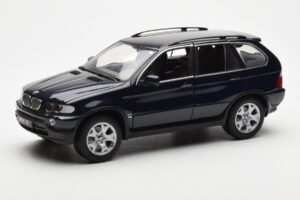 BMW X5 4.4i E53 Dunkel Blau Kyosho 1:18