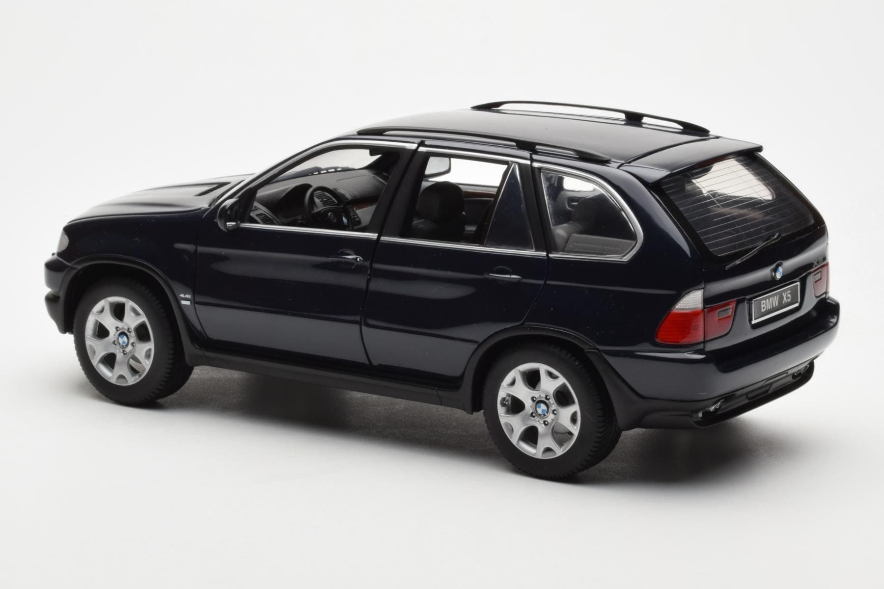 BMW X5 4.4i E53 Dunkel Blau Kyosho 1:18 08521DB Metall – Bild 7 von 8