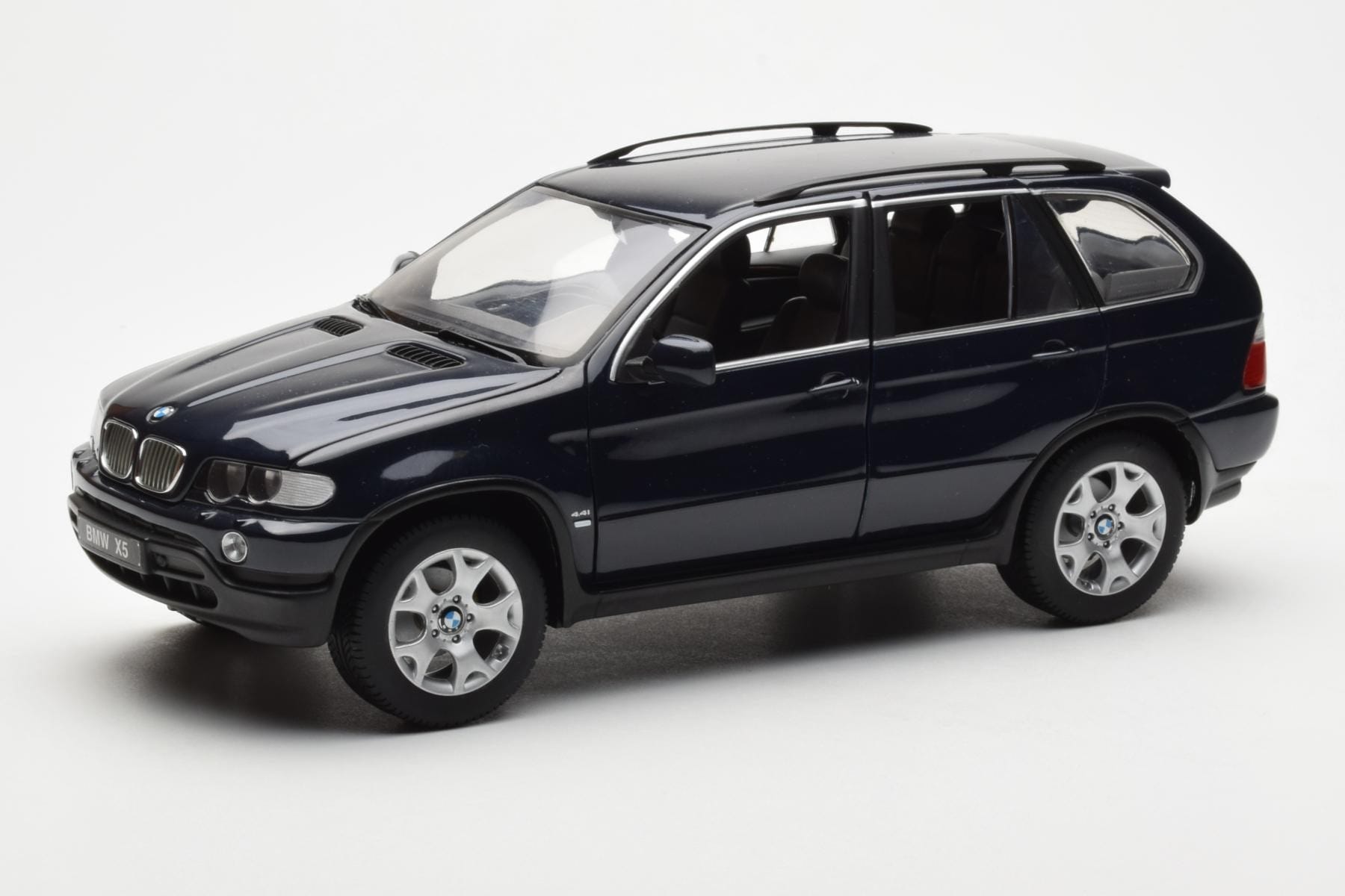 BMW X5 4.4i E53 Dunkel Blau Kyosho 1:18 08521DB Metall
