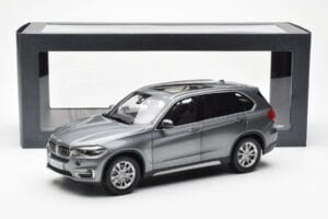 BMW X5 F15 Space Grau Paragon 1:18 80432318988 Metall – Bild 8 von 8