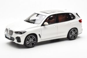 BMW X5 G05 Weiss Paragon 1:18