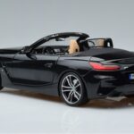 BMW Z4 G29 Schwarz Metallic Norev 1:18 183272 Metall - image 6 of 7