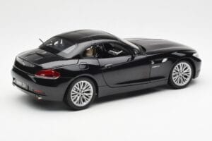 BMW Z4 E89 Spider Schwarz Metallic Kyosho 1:18 08771BK Metall – Bild 4 von 9
