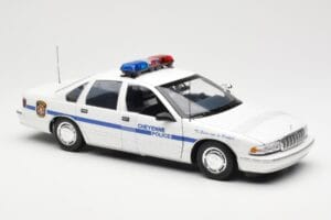 Chevrolet Caprice Cheyenne Polizei UT Models 1:18 21025 Metall – Bild 4 von 6