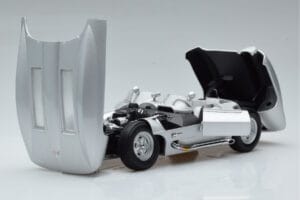 Chevrolet Corvette C1 Stingray Concept AUTOart 1:18 71000 Metall – Bild 2 von 8