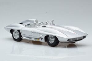 Chevrolet Corvette C1 Stingray Concept AUTOart 1:18 71000 Metall – Bild 6 von 8