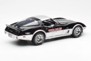 Chevrolet Corvette C3 Pace Car Indianapolis 500 1978 UT Models 1:18 21070 Metall – Bild 2 von 6