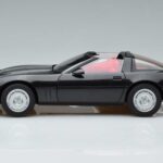 Chevrolet Corvette C4 Schwarz AUTOart 1:18 71242 Metall - image 4 of 8