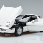 Chevrolet Corvette C4 Weiss AUTOart 1:18 71243 Metall - image 2 of 8