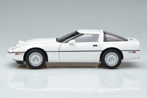 Chevrolet Corvette C4 Weiss AUTOart 1:18 71243 Metall – Bild 5 von 8