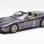 Chevrolet Corvette C5 Cabriolet Lila Perl Metallic UT Models 1:18