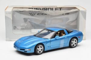 Chevrolet Corvette C5 Blau Metallic UT Models 1:18 21004 Metall – Bild 6 von 6