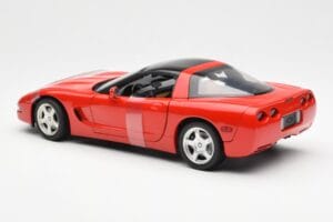 Chevrolet Corvette C5 Hardtop Rot UT Models 1:18 21041 Metall – Bild 5 von 6