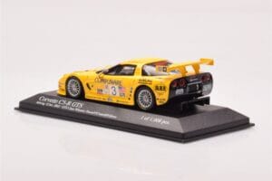 Chevrolet Corvette C5R #3 O. Gavin / J. O'Connell / R. Fellows Sebring 12 Hours 2003 Minichamps 1:43 400031403 Metall – Bild 3 von 4