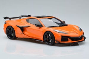 Chevrolet Corvette C8 Z06 Orange GT Spirit 1:18 GT417 Resin – Bild 4 von 6
