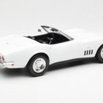 Chevrolet Corvette C3 Cabriolet Can-Am Weiss Norev 1:18 - image 2 of 6