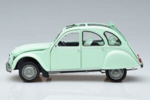 Citroen 2CV 6 Club Grün Norev 1:18 181486 Metall – Bild 4 von 7