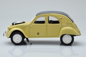 Citroen 2CV Sahara Gelb Otto 1:18 OT1027 Resin – Bild 3 von 6