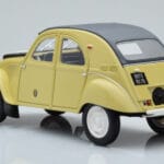 Citroen 2CV Sahara Gelb Otto 1:18 - image 5 of 6