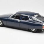 Citroen SM Orient Blau Norev 1:18 - image 7 of 8