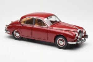 Daimler 250 V8 Rot Paragon 1:18 PA-98312 Metall – Bild 6 von 8