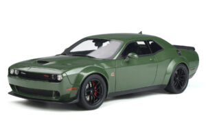 Dodge Challenger R/T SCAT Pack Widebody Grün GT Spirit 1:18