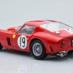 Ferrari 250 GTO #19 24 Hours of Le Mans 1962 Kyosho 1:18 08438A - image 7 of 10