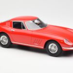 Ferrari 275 GTB Rot CMR 1:18 - image 4 of 6