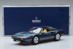 Ferrari 308 GTS Blau Norev 1:18 187933 Metall – Bild 7 von 7