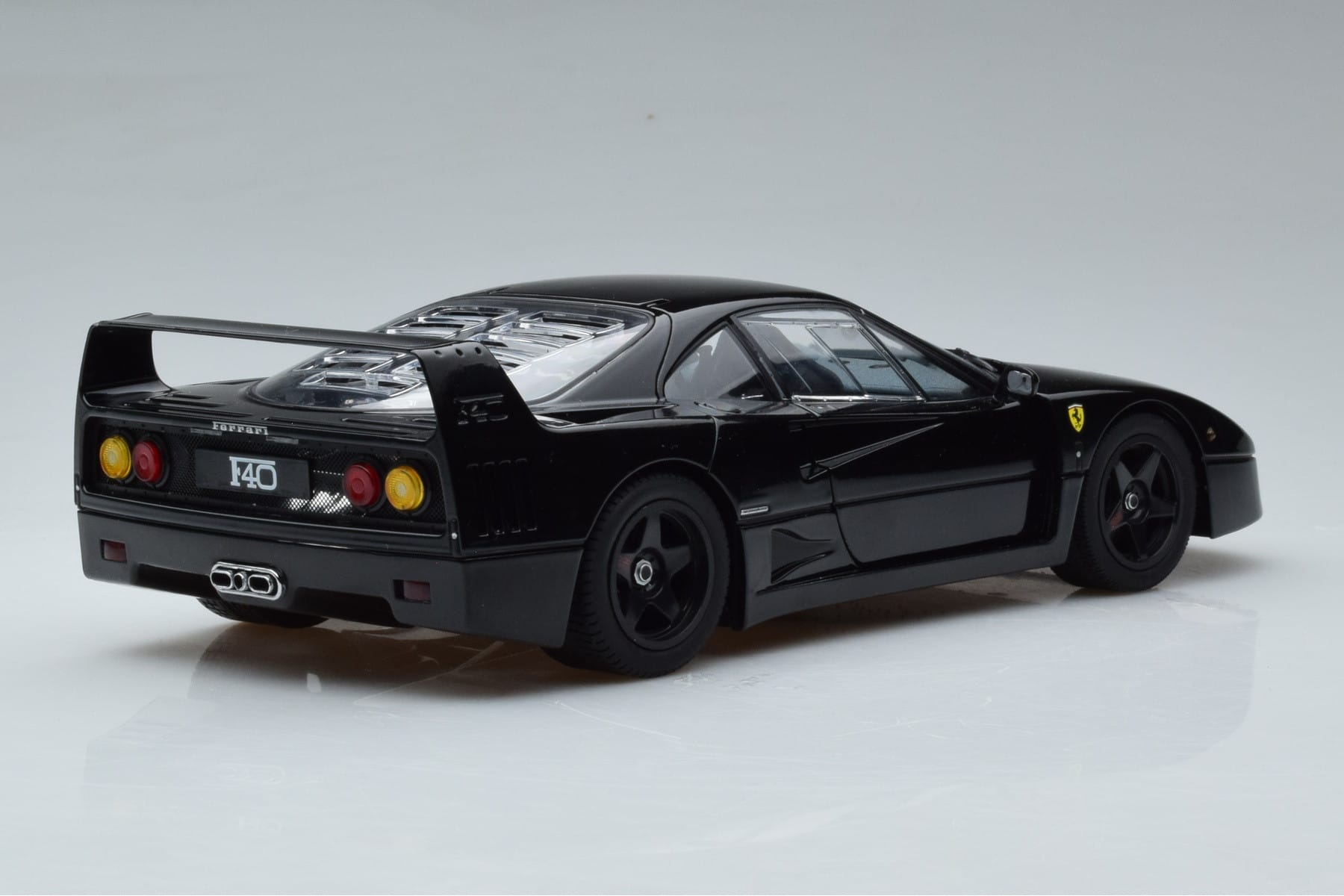 Ferrari F40 Lightweight Schwarz Kyosho 1:18 08412BK Metall – Bild 3 von 12