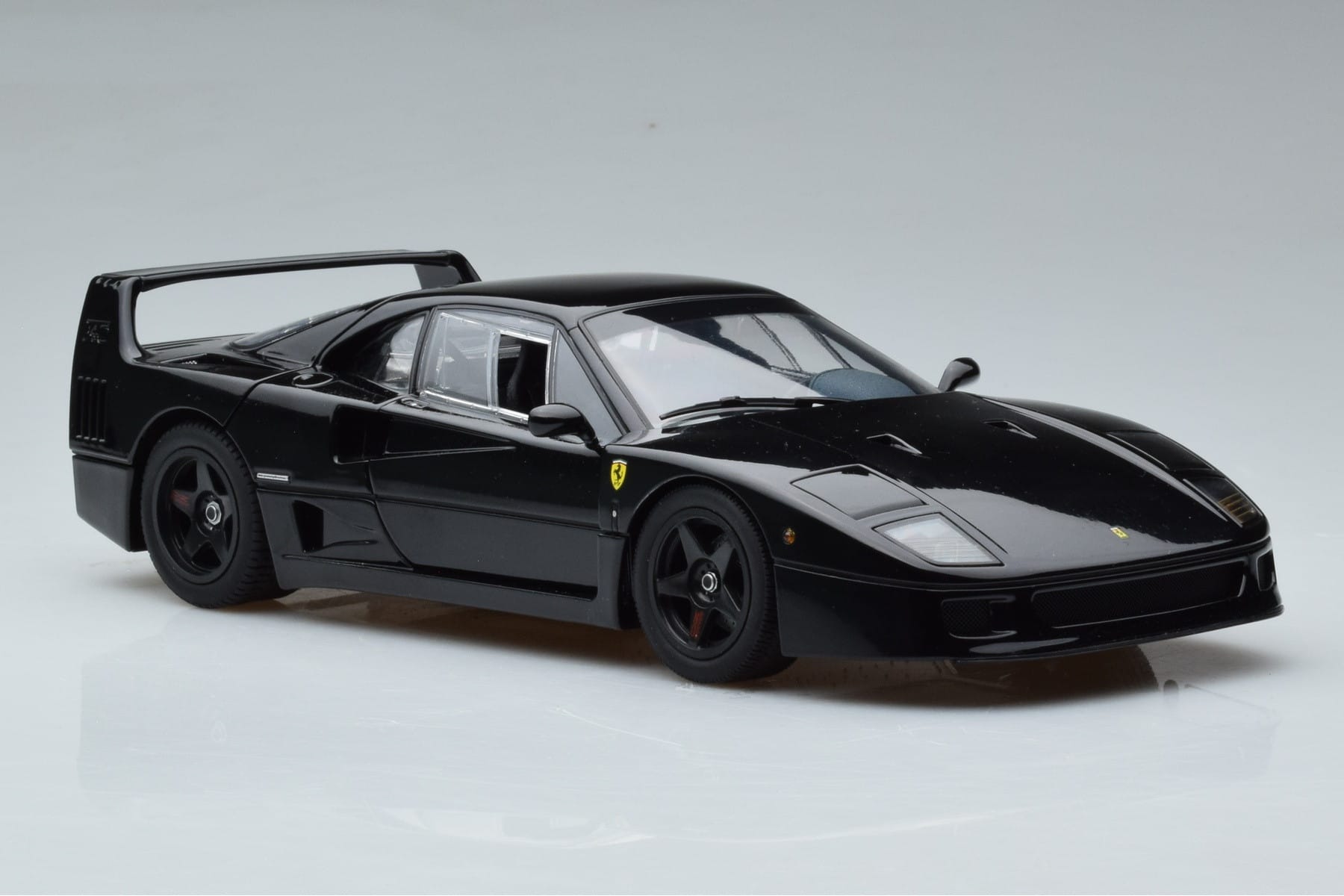 Ferrari F40 Lightweight Schwarz Kyosho 1:18 08412BK Metall – Bild 8 von 12