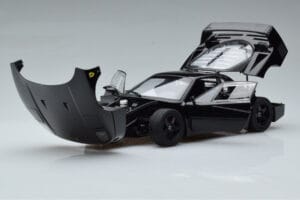 Ferrari F40 Lightweight Schwarz Kyosho 1:18 08412BK Metall – Bild 9 von 12