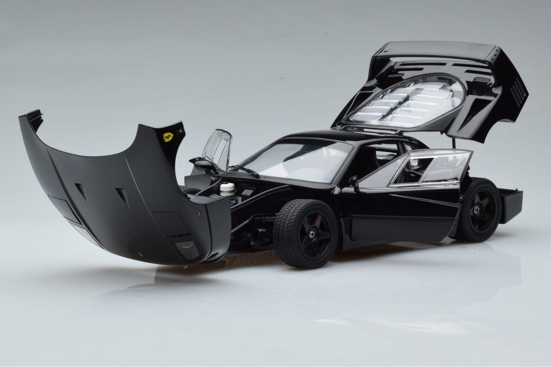 Ferrari F40 Lightweight Schwarz Kyosho 1:18 08412BK Metall – Bild 9 von 12